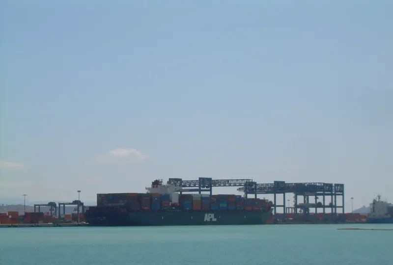 GALE Container Ship IMO 9139713 photo 8