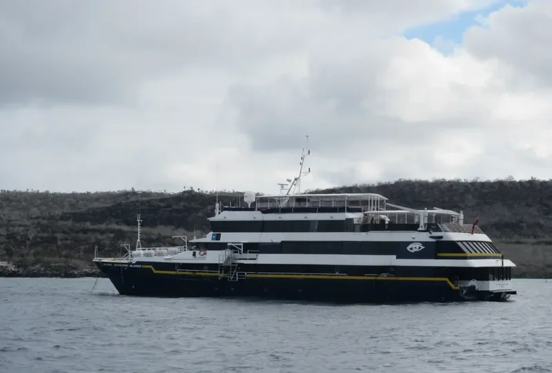NATIONAL GEOGRAPHIC ISLANDER Passenger Ship IMO 9139878