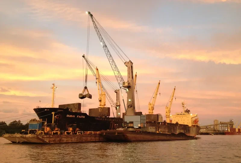 SHANTHI INDAH Bulk Carrier IMO 9140009 photo 7