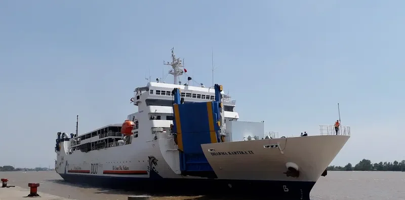 DHARMA KARTIKA IX Ro-Ro IMO 9140023 photo 2