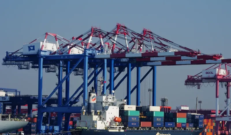IAL 001 Container Ship IMO 9140061 photo 8