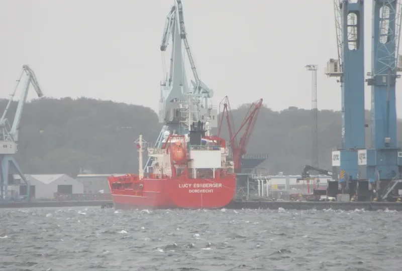 SOKRAT Tanker IMO 9140827 photo 8