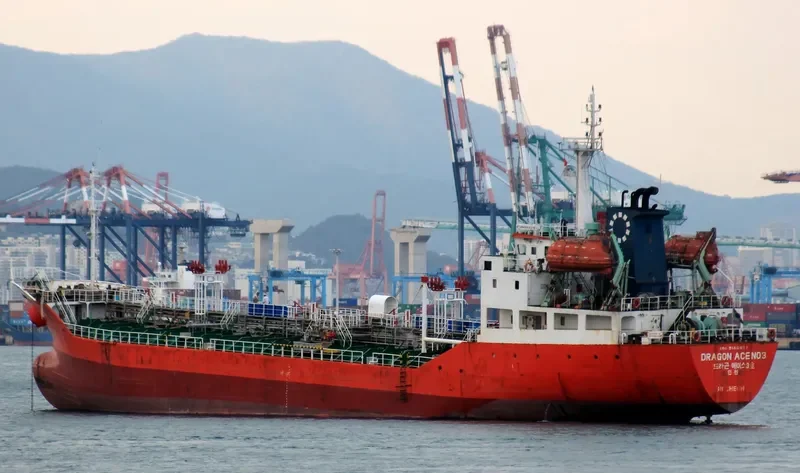 WIND RIDER 8 Tanker IMO 9140877 photo 4