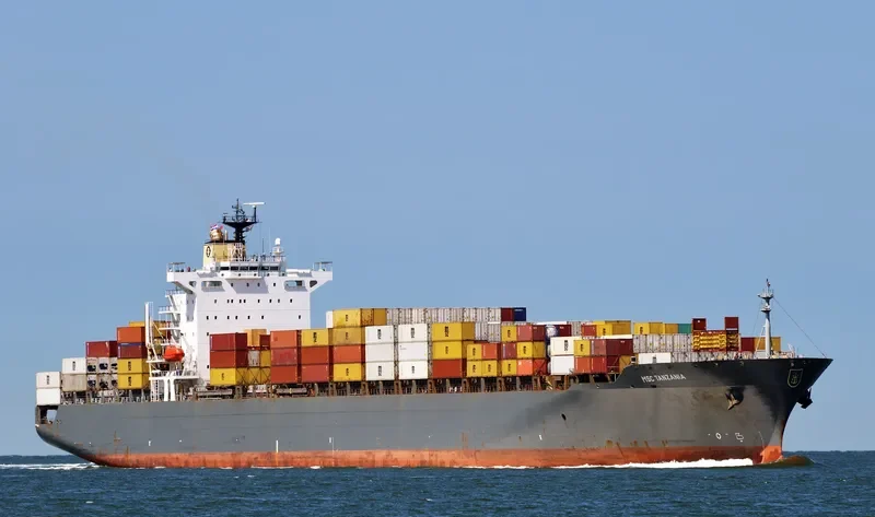 PUDONG Container Ship IMO 9141261 photo 4