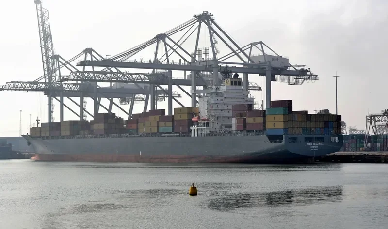 PUDONG Container Ship IMO 9141261 photo 5
