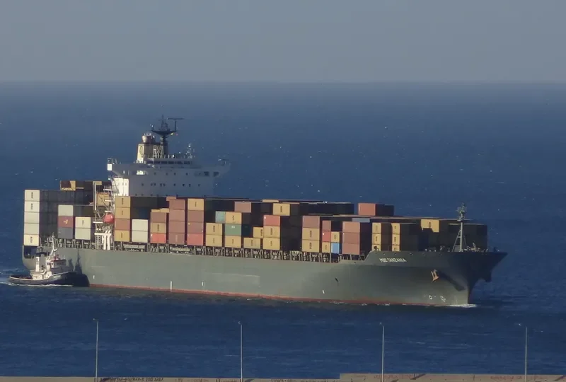 PUDONG Container Ship IMO 9141261 photo 9