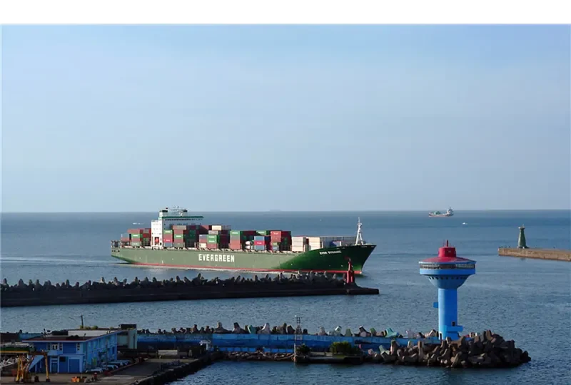 EVER DYNAMIC Container Ship IMO 9142198 photo 4