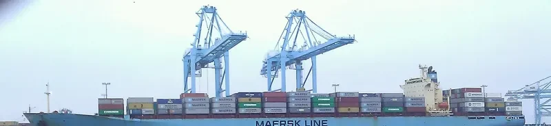 SEALAND CHARGER Container Ship IMO 9143001 photo 8