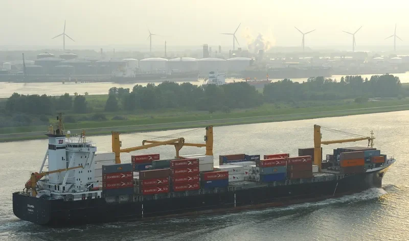COLUMBA Container Ship IMO 9143233