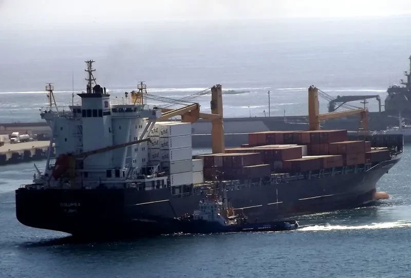 COLUMBA Container Ship IMO 9143233 photo 3