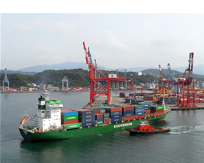 UNI ARISE Container Ship IMO 9143362 photo 4