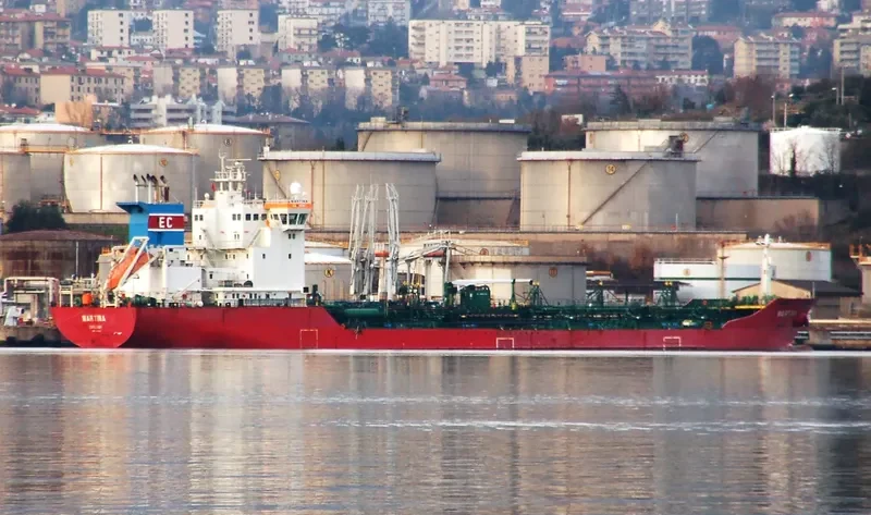 SANTA MARTINA Tanker IMO 9143439 photo 3