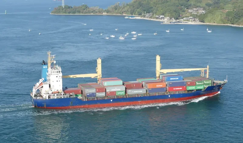 KITI BHUM Container Ship IMO 9143453 photo 8