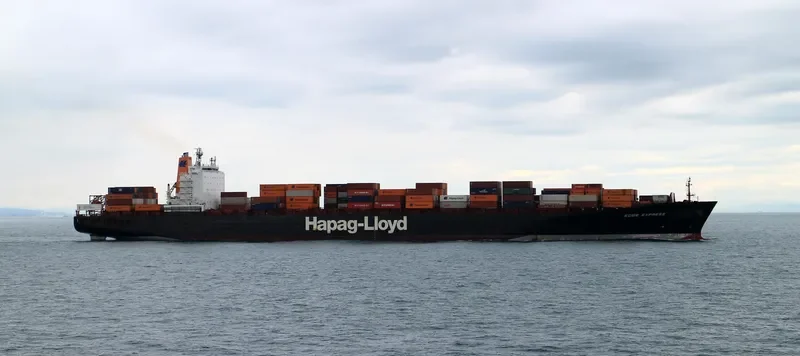 KOBE EXPRESS Container Ship IMO 9143544 photo 5