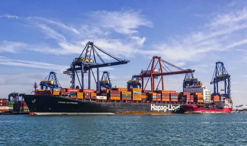 KOBE EXPRESS Container Ship IMO 9143544 photo 6