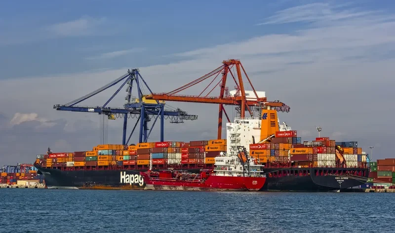 KOBE EXPRESS Container Ship IMO 9143544 photo 7