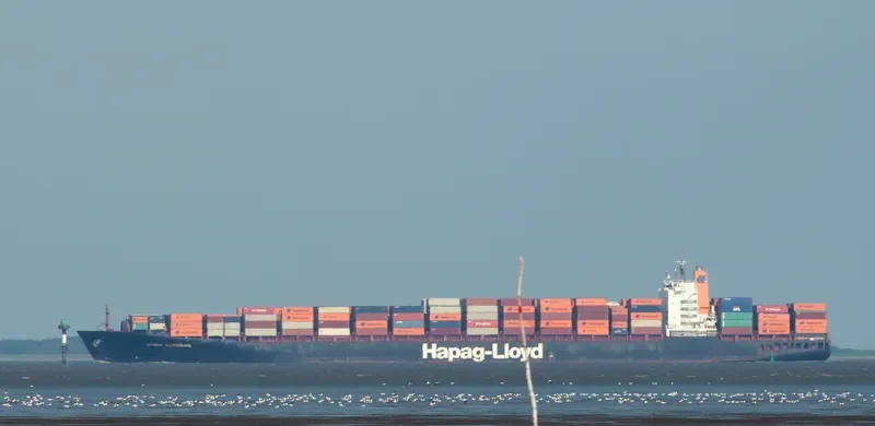 KOBE EXPRESS Container Ship IMO 9143544 photo 9