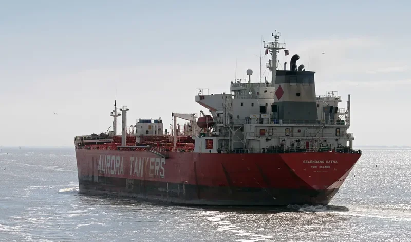 MARITIME RIYAL Tanker IMO 9143673 photo 8