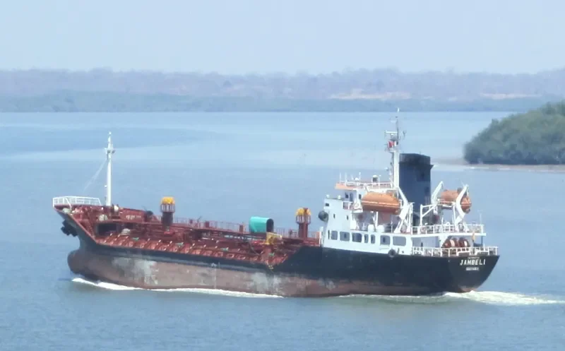 JAMBELI Tanker IMO 9143776 photo 3
