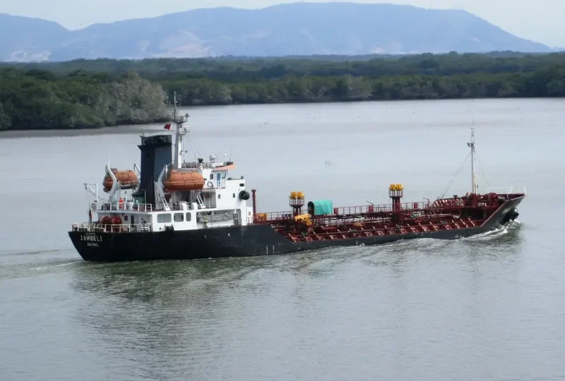 JAMBELI Tanker IMO 9143776 photo 4