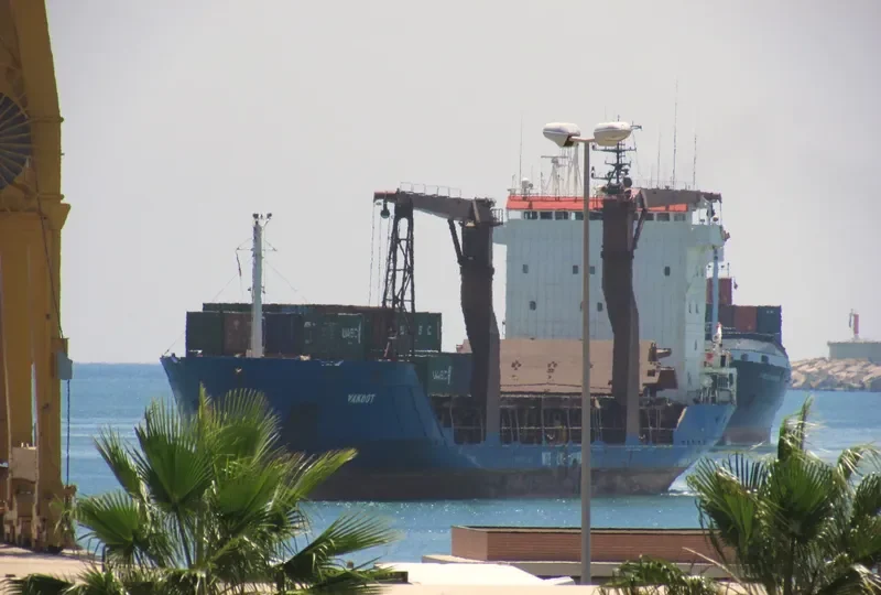 YAKOOT Container Ship IMO 9143790 photo 5