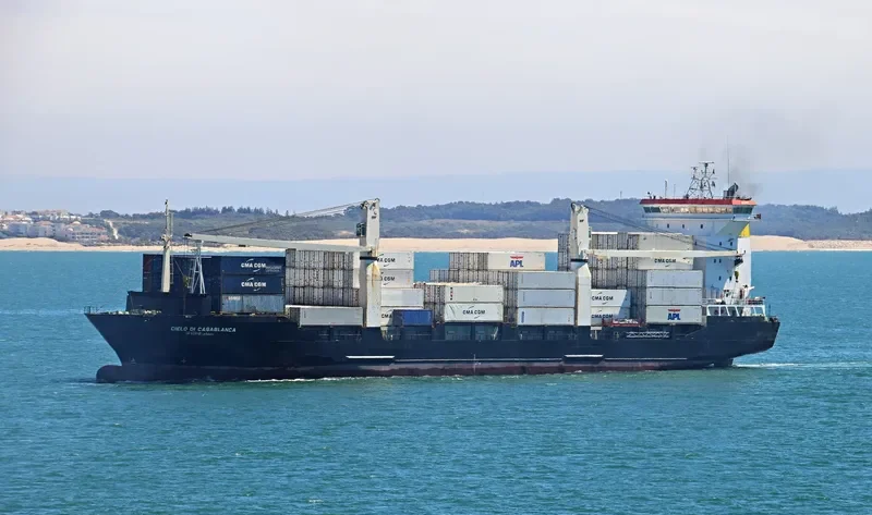 OKEE LILO Container Ship IMO 9143879 photo 3