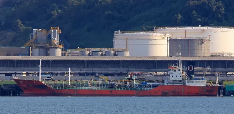 PALACE Tanker IMO 9143893 photo 9