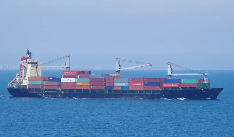 CNP PAITA Container Ship IMO 9144160 photo 3