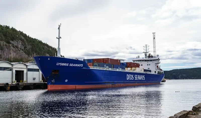 LYSBRIS SEAWAYS Container Ship IMO 9144263 photo 5