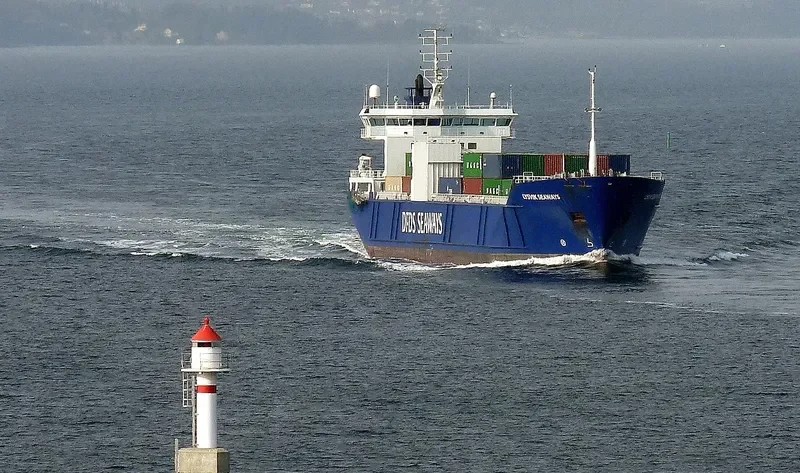 LYSBRIS SEAWAYS Container Ship IMO 9144263 photo 10