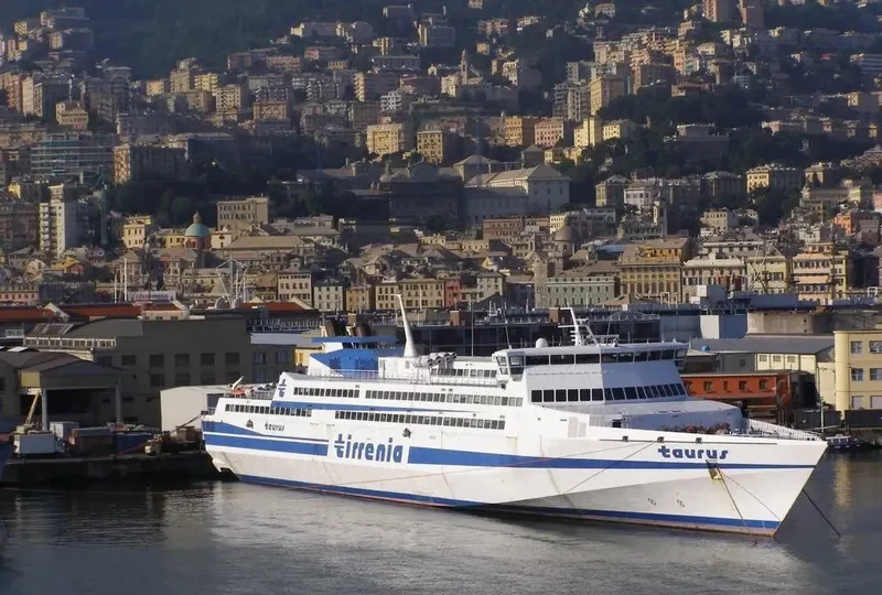 TAURUS Ro-Ro IMO 9144287 photo 2