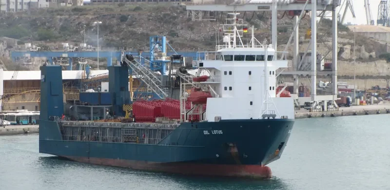 ATLANTIC PROVIDER Ro-Ro IMO 9144471 photo 3