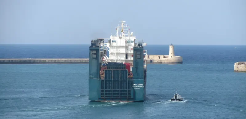 ATLANTIC PROVIDER Ro-Ro IMO 9144471 photo 4
