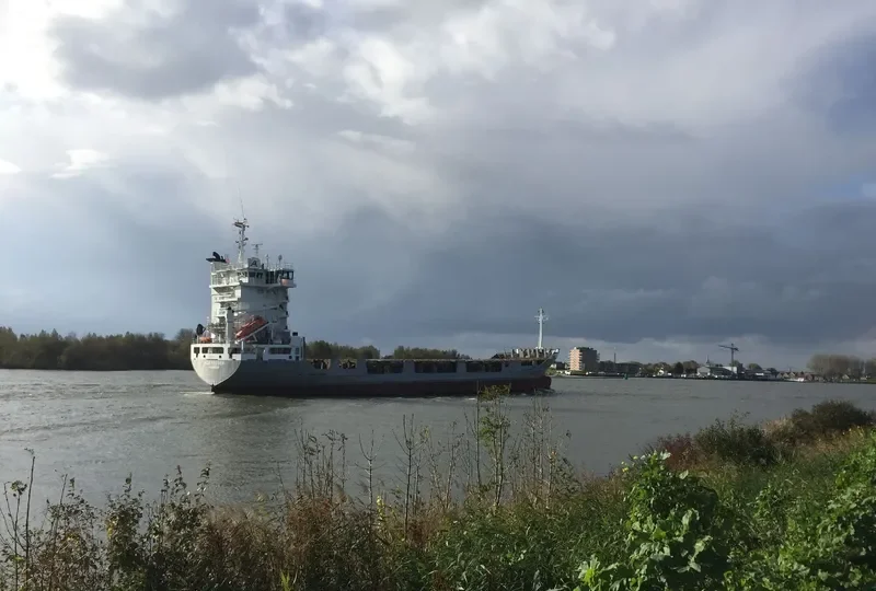 A2B SPIRIT Container Ship IMO 9144689 photo 3
