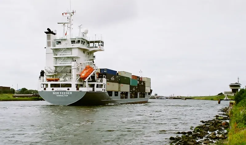 A2B SPIRIT Container Ship IMO 9144689 photo 8