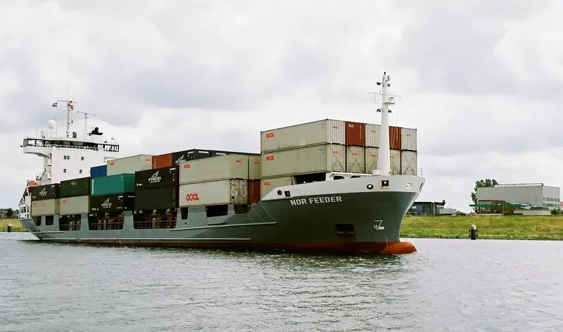 A2B SPIRIT Container Ship IMO 9144689 photo 9