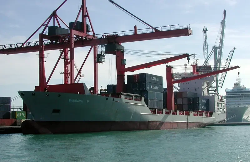 BARBARA P Container Ship IMO 9144720 photo 9