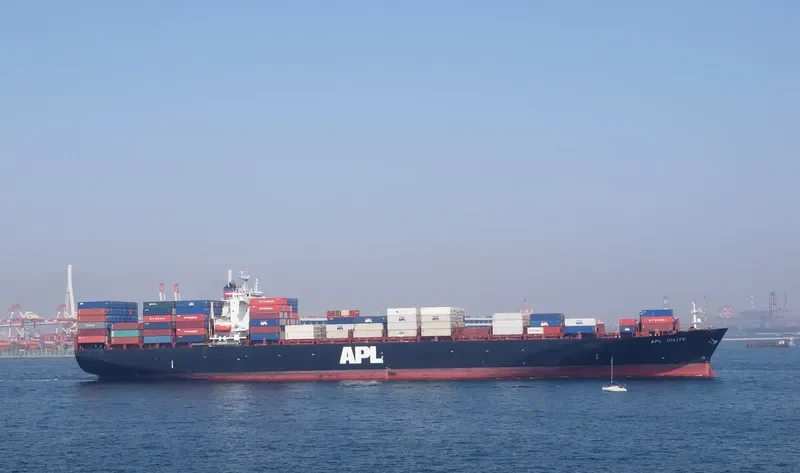 APL IOLITE Container Ship IMO 9144756 photo 7