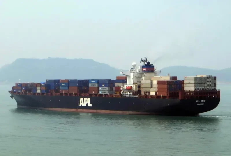 APL IRIS Container Ship IMO 9144768 photo 2