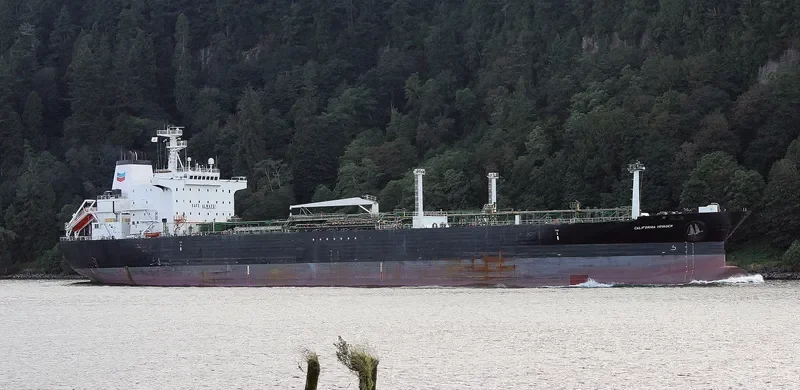 BRENTON REEF Tanker IMO 9144926 photo 10
