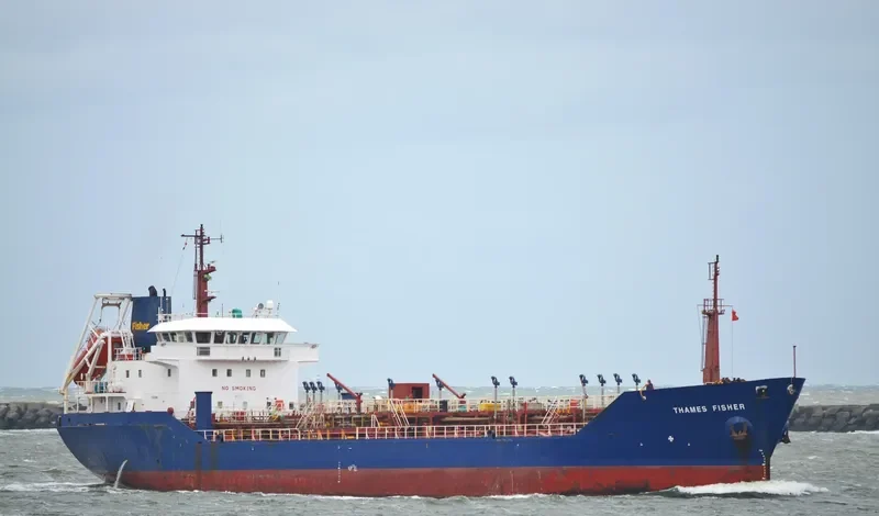THAMES FISHER Tanker IMO 9145011 photo 9
