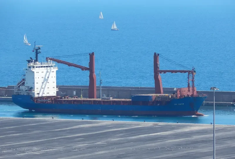 HH EAST Container Ship IMO 9145267 photo 6
