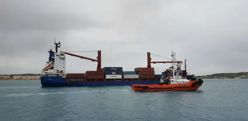 HH EAST Container Ship IMO 9145267 photo 7