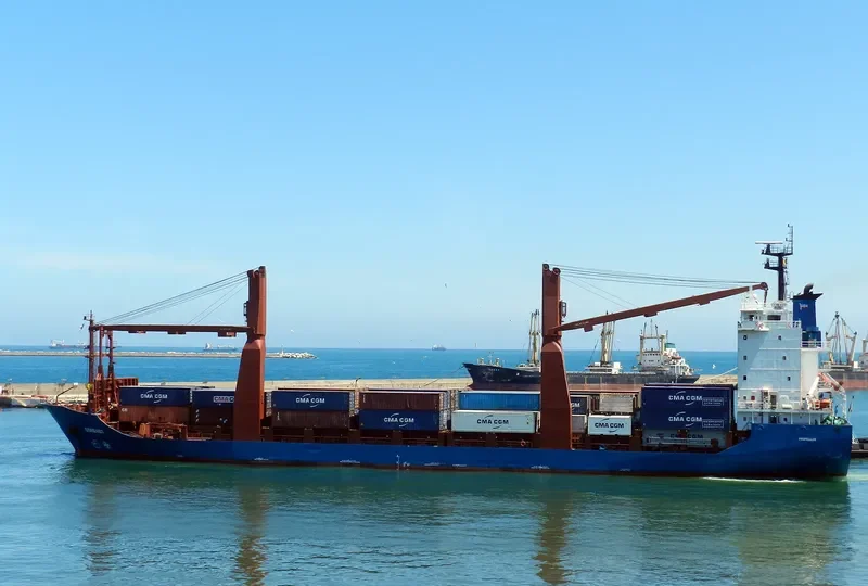 HH EAST Container Ship IMO 9145267 photo 9