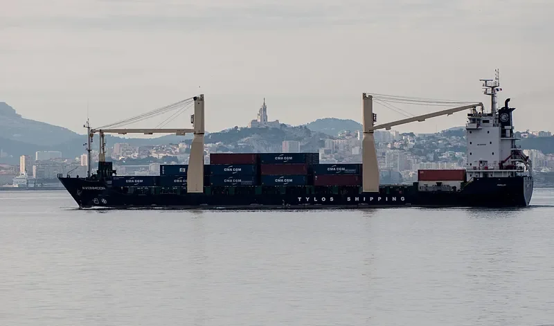 AVONMOOR Container Ship IMO 9145279 photo 9