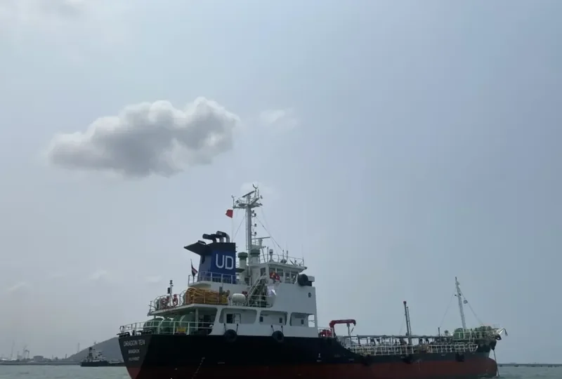 DRAGON TEN Tanker IMO 9145827 photo 3
