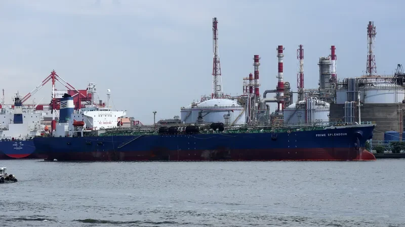 SPLENDOUR Tanker IMO 9145841