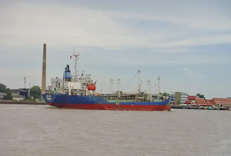THAILAEMTHONG 10 Tanker IMO 9146560 photo 2