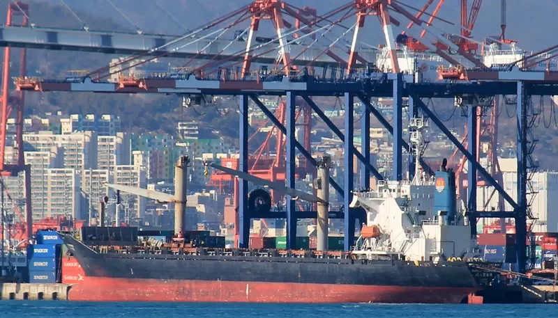 SINOKOR HONGKONG Container Ship IMO 9146663 photo 8