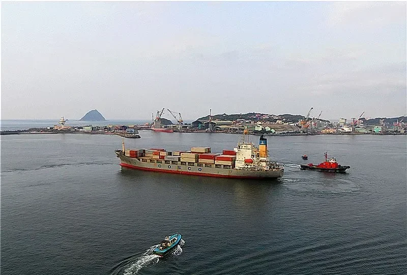 CHAO SHAN HE Container Ship IMO 9146699 photo 8